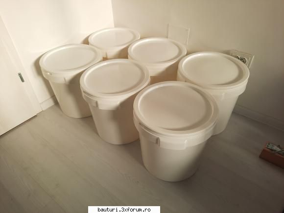 Galeti 35 litri polipropilena - Am comandat 6 galeti de plastic de pe - Butoaie si recipiente