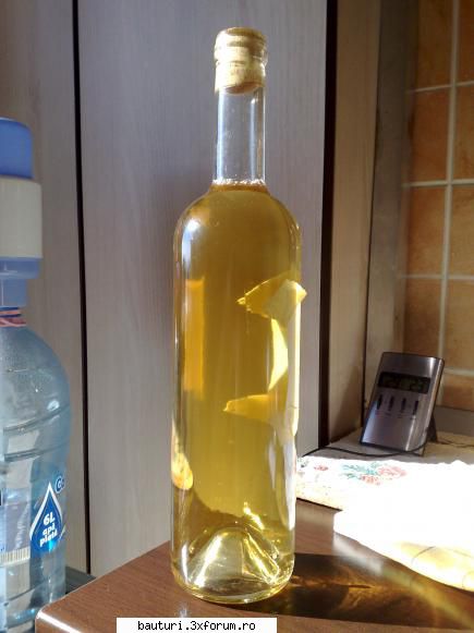 Mied - Mi-a mai ramas mied pentru a umple patru sticle - Bauturi fermentate