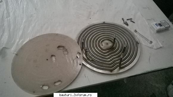 Plita electrica 4200W - Sub placa cu rezistente am pus o alta placa de Al - Handmade