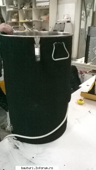 Recipient plamadire 70 l - Recipientul l-am izolat cu elastomer de 8 mm - Handmade