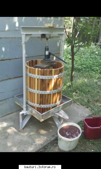 Zdrobitor struguri - Un storcator de .......boasca..... homemade by - Handmade